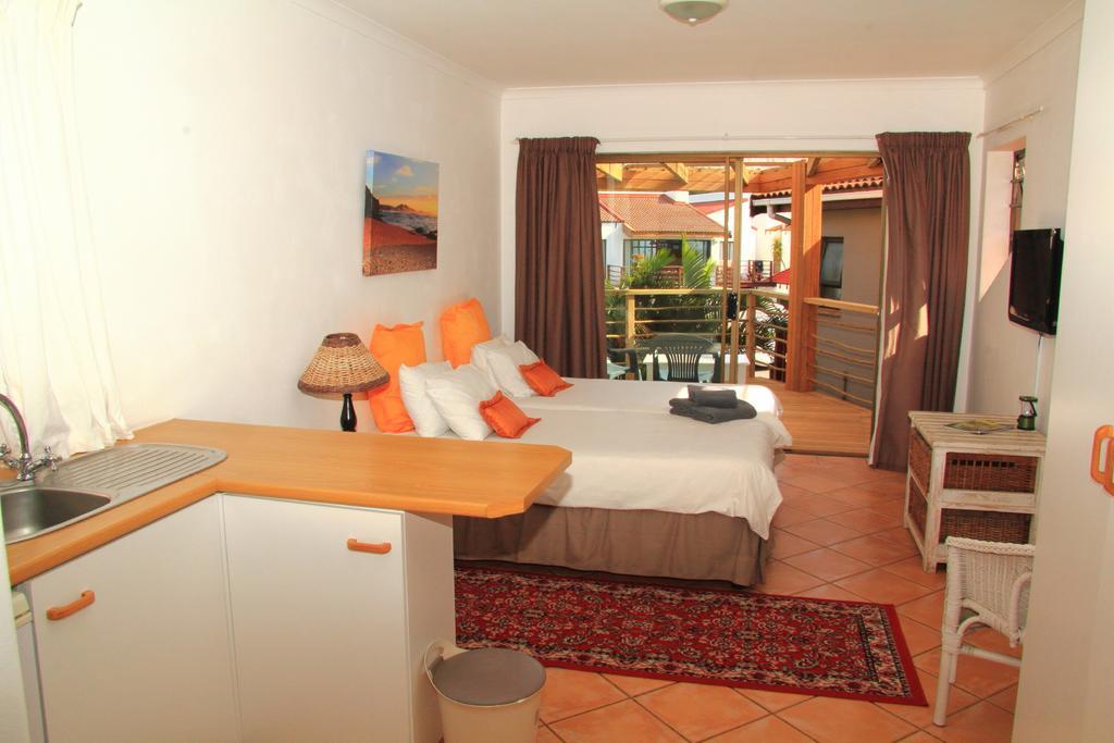 Beach House Jeffreys Bay Bagian luar foto